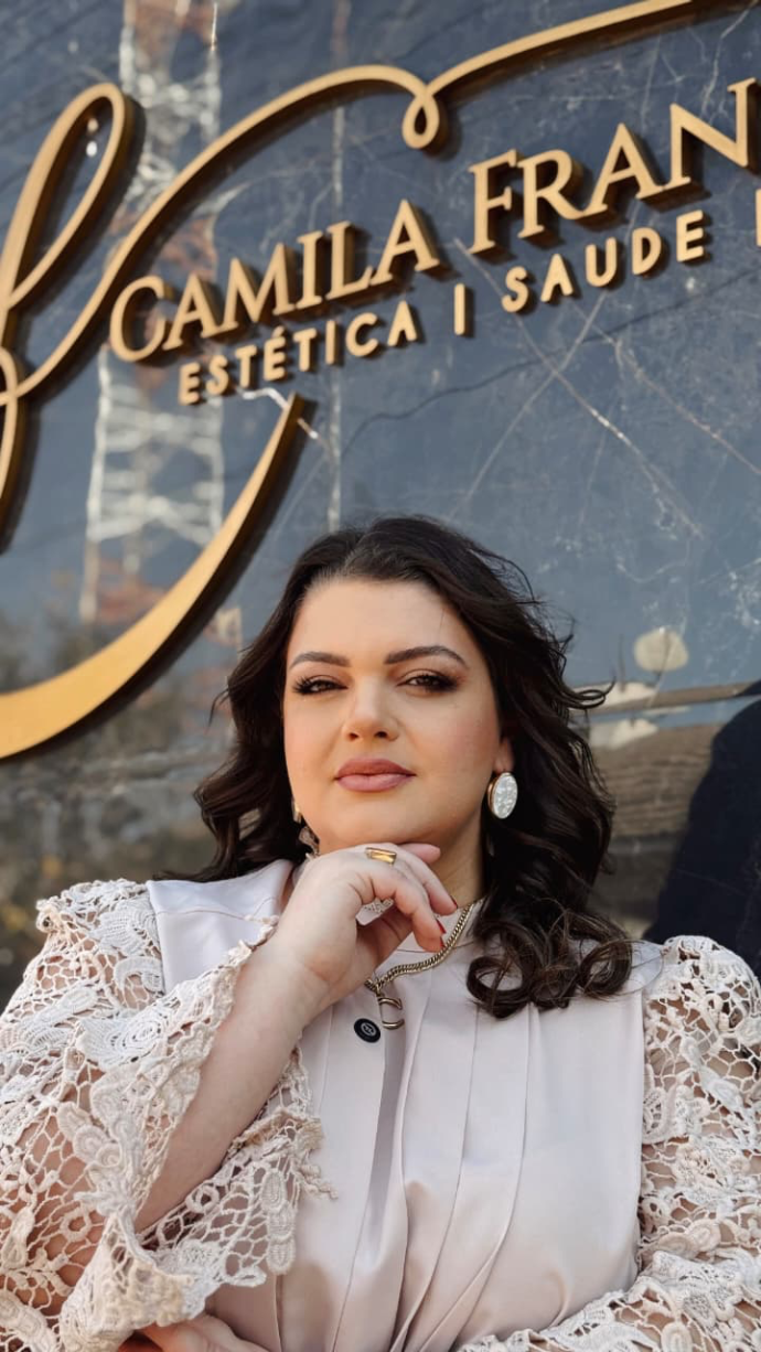 Camila Francischini